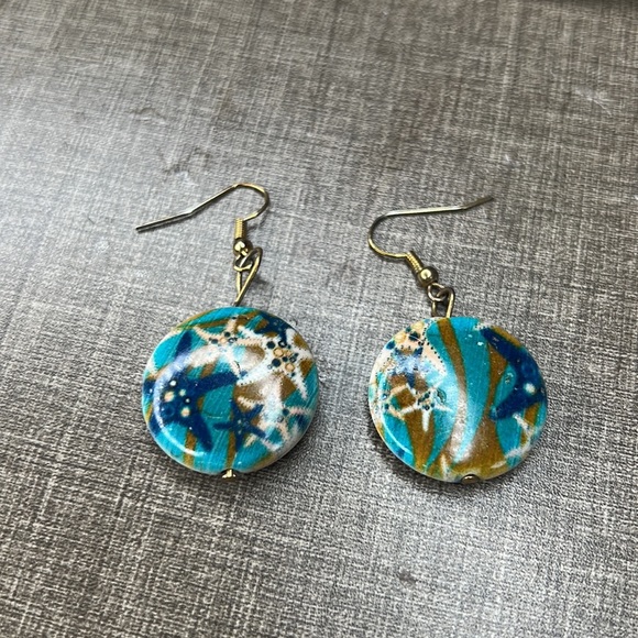 Starfish Earrings Pierced - Picture 3 of 3